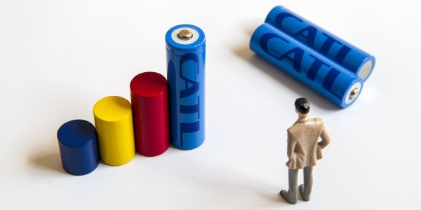 宁德时代将为宝马定点提供圆柱型电池