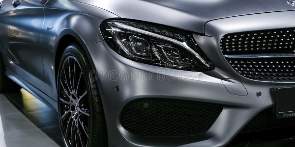 奔驰在上海开设研发中心，专注大数据和自动驾驶