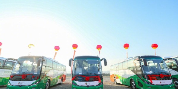 他们在另一个赛场上夺冠，“氢”车上阵助绿色冬奥！