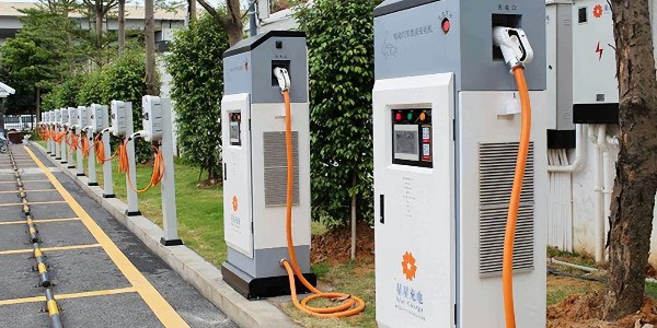 崔东树：需要进一步构建高质量充电基础设施体系